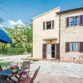 Agriturismo Fattoria Il Piano - Appartamento Aia - San Gimignano