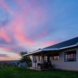 Kezlyn Farm Cottages, hotel a Bergville