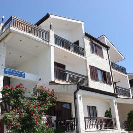 Guesthouse San Antonio, hotel u gradu Ploče