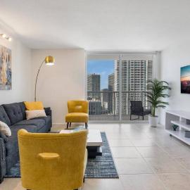 Amazing 3BR Condo at Brickell with City Views-Free Parking-Sleeps 8