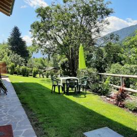 BAITA CUCOL: APPARTAMENTO CON GIARDINO PRIVATO, hotell sihtkohas Cogolo