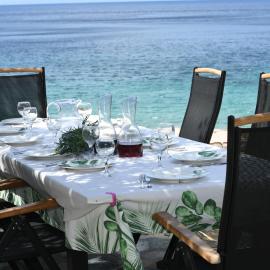 Sun Senses beach front villa with private beach, Hotel in Agia Irini