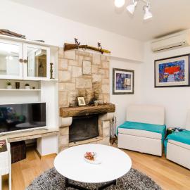 Holiday Home Tezoro Royal, hotel in Dubrovnik