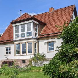 Familienferienwohnung Villa Zaunkönigin, hotel in Bischofsheim an der Rhön