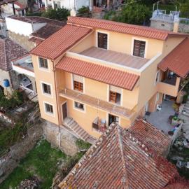 Casa Vacanze Rì Zìì, hotel u gradu Montekoriče