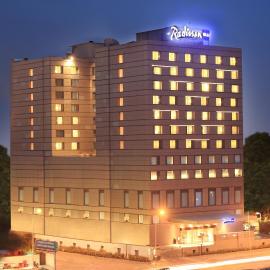 Radisson Blu Hotel Chennai City Centre, hotel em Chennai