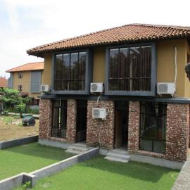 Ganga Kutir Oak Villa on Raichak, hotel v destinaci Raichak
