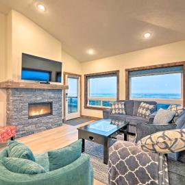 Sanderling Sea Cottages, Unit 5 w/ Ocean Views!