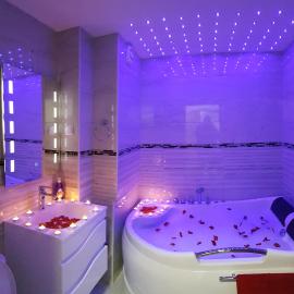 Front Beach Exclusive Apartments, hotelli kohteessa Struga