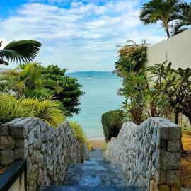 Majestic Residence Pool Villa Private Beach, hotel di Selatan Pattaya