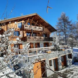 Chalet Le Paradou, готель у місті La Côte-dʼAime