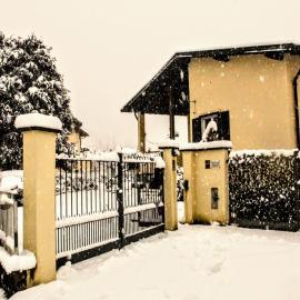 villa verde bed and breakfast, hotel em Uggiate