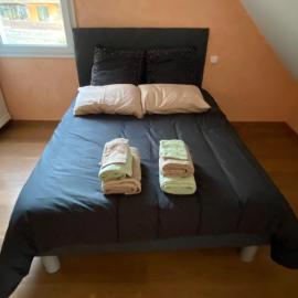Chambre d'hôtes Les Grillons, hotel v destinácii Olemps