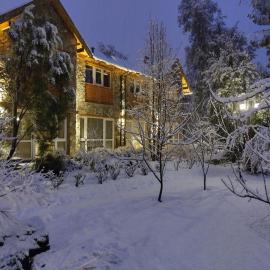 Apartamentos Bajo Cero, hotel in Villa La Angostura