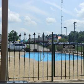 COLLINS INN & SUITES, hotel Collinsban