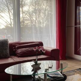 Cosy 3 Zimmer Whg incl großer Wohnküche, Smart TV, WLAN, Eutelsat & Astra Satelliten TV, viele Parkplätze vorhanden, Langzeitmiete, ξενοδοχείο σε Flörsheim