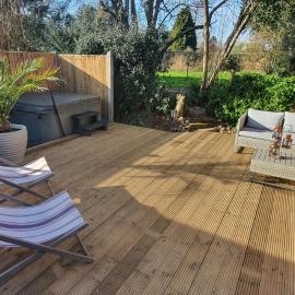 Laburnum Holiday Cottage, hotel in Tunstead