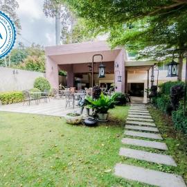 Juldis J2 Khao Yai Hotel - SHA and SHA Plus Certified – hotel w mieście Mu Si