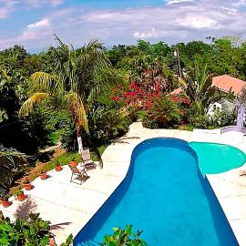 Hotel Three Monkeys, hotel u gradu Montezuma