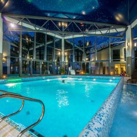 Hotel Diament Ustroń โรงแรมในอุสทรอน