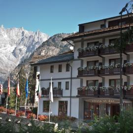 Cresta Et Duc Hotel, hotel a Courmayeur