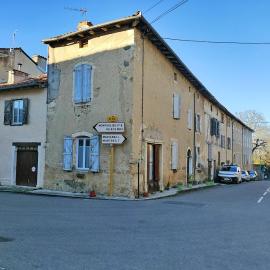 Le Pitstop, hotel i Alan