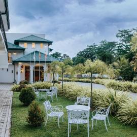 Kaluganga में, होटल Lakegala Resort