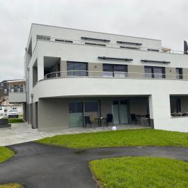 Moderne, barrierefreie Ferienwohnung, hotel in Plauen