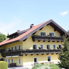 Apartment in Krispl near Hiking Trails, hotel i Krispl