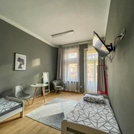 Moon Hostel Warszawa، فندق في وارسو