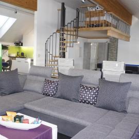 Loft in der Natur mit Gartenzugang und Sauna, ξενοδοχείο σε Herisau