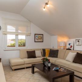 Angelika Apartment