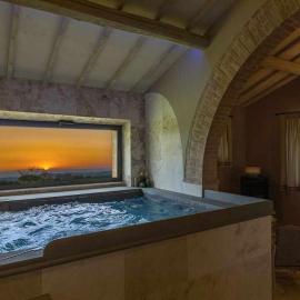 Villa I Cipressini piscina riscaldata spa Toscana