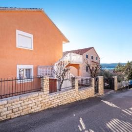 Nice Apartment In Krusevo With House Sea View