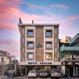 Hotel Ashish, מלון באהמדאבד