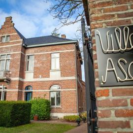 Villa Asch, отель в Асе