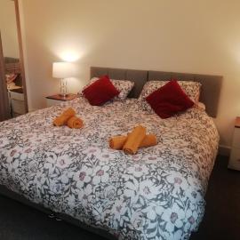 Carvetii - Vincent House - Large 3 bedroom apartment with on-site parking, hotel v destinácii Fife