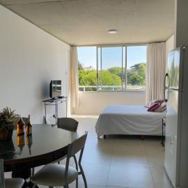 Monoambiente Drumond, hotel in Adrogué
