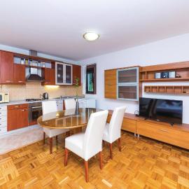 1 Bedroom Amazing Apartment In Trogir