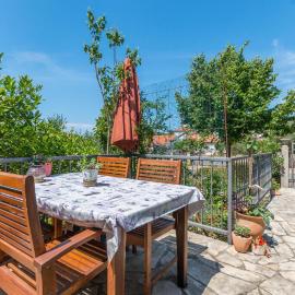 Apartment Pakostane Kraljice Jelene