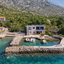 Nice Apartment In Ribarica With House Sea View, hotel a Ribarica