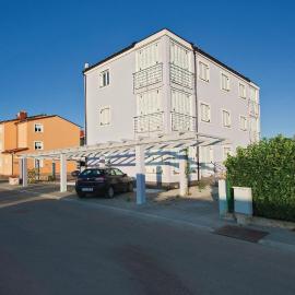 Apartment Vodnjan Peroj Iii, hotel in Vodnjan