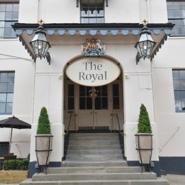 Royal Hotel by Greene King Inns, hotel u gradu 'Ross on Wye'