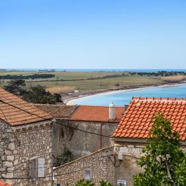 Beautiful Home In Unije With Wifi, hotel in Unije