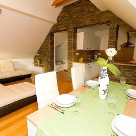 Apartments Bohinjskih 7, hotel en Bohinj