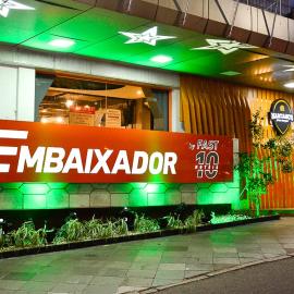 Porto Alegre में, होटल Fast10 Embaixador Hotel - Araújo Viana, Santa Casa, Palácio do Governo