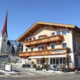 Stylish Flats in Uderns near Ski Lifts