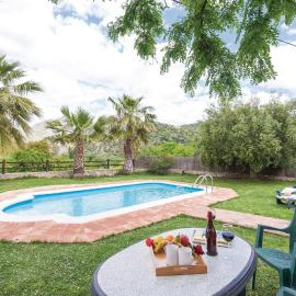 Nice Home In Zahara De La Sierra, hotel in Zahara de la Sierra