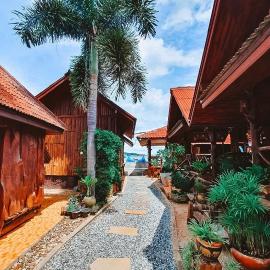Homebeach Resort เกาะล้าน, hotel in Ko Larn