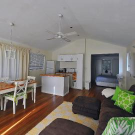 Wondai Hideaway Apartment, Hotel in Wondai